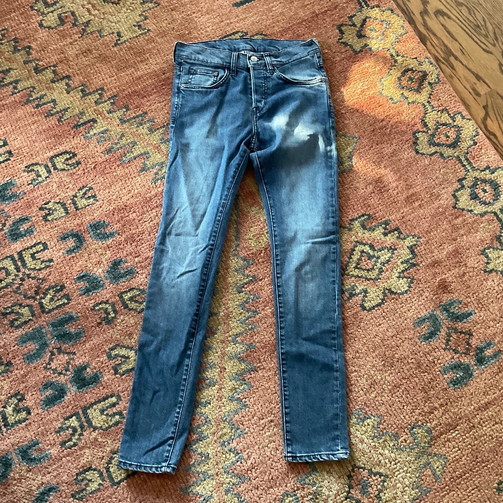 H & M skinny low waist blue jeans, size 28